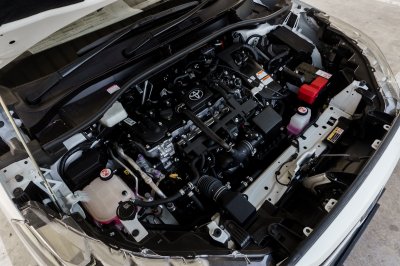 TOYOTA COROLLA CROSS 1.8 HEV PREMIUM AT ปี2025 (ชุดจด-3799)