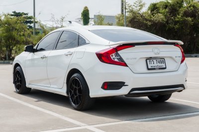 HONDA CIVIC 1.8 EL ปี2019 (กว7498)
