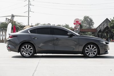 MAZDA 3 2.0 SP AT ปี2019 (5ขฎ586)