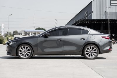 MAZDA 3 2.0 SP AT ปี2019 (5ขฎ586)