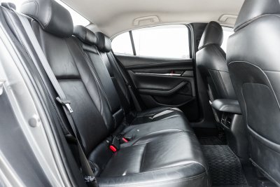 MAZDA 3 2.0 SP AT ปี2019 (5ขฎ586)