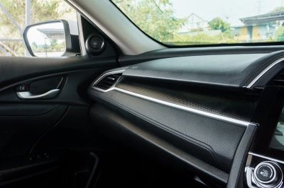 HONDA CIVIC 1.8 EL ปี2019 (กว7498)