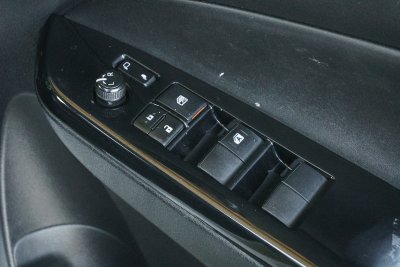 TOYOTA YARIS 1.2 SPORT AT ปี 2021 (2ขบ6185)