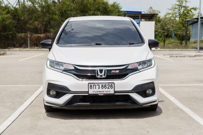 HONDA JAZZ 1.5 GK RS AT ปี2019 (8กว8626)