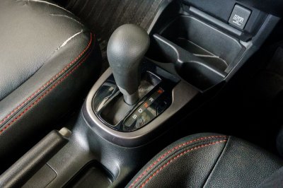 HONDA JAZZ 1.5 GK RS AT ปี2019 (8กว8626)