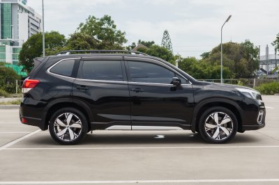 SUBARU FORESTER 2.0 S ES AT ปี 2020 จด2021 (1ขร1831)
