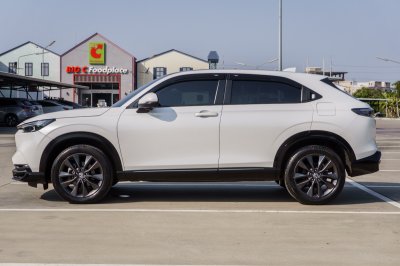 HONDA HR-V 1.5 E:HEV RS ปี2023 จด2024 (3ขฒ1526)