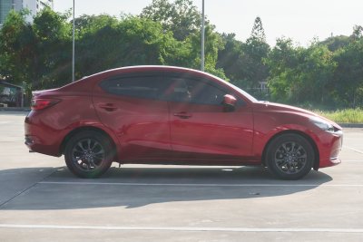 MAZDA 2 1.3 S LEATHER ปี2022 (2ขฮ3215)