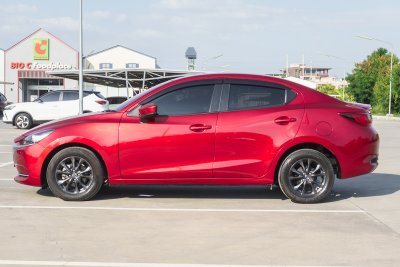 MAZDA 2 1.3 S LEATHER ปี2022 (2ขฮ3215)