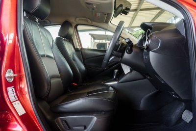 MAZDA 2 1.3 S LEATHER ปี2022 (2ขฮ3215)