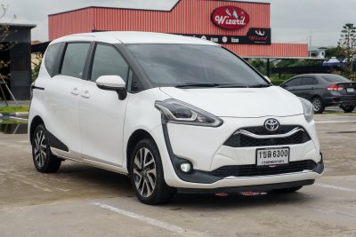 TOYOTA SIENTA 1.5 V ปี2020 (1ขล6300)