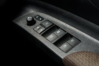 TOYOTA SIENTA 1.5 V ปี2020 (1ขล6300)