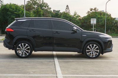 TOYOTA COROLLA CROSS 1.8 HYBRID PREMIUM ปี2022 (3ขฎ2301)
