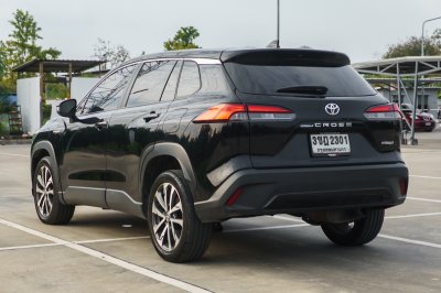 TOYOTA COROLLA CROSS 1.8 HYBRID PREMIUM ปี2022 (3ขฎ2301)