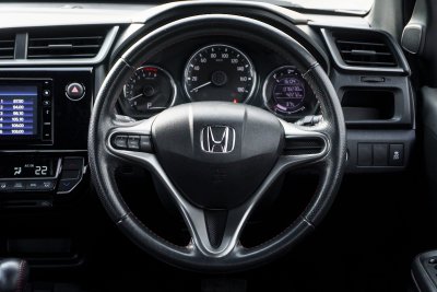 HONDA BR-V 1.5 SV ปี2020 (1ขช8391)