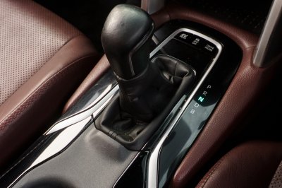 TOYOTA COROLLA CROSS 1.8 HYBRID PREMIUM ปี2022 (3ขฎ2301)