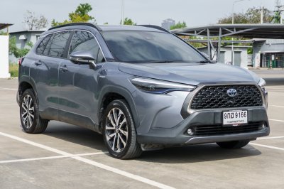 TOYOTA COROLLA CROSS 1.8 HYBRID PREMIUM SAFETY ปี2021 (9กฮ9166)