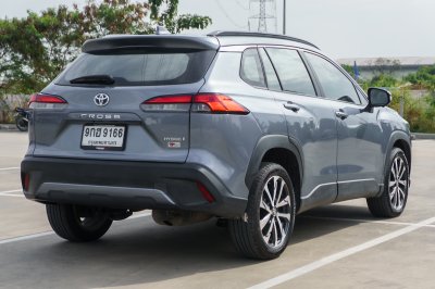TOYOTA COROLLA CROSS 1.8 HYBRID PREMIUM SAFETY ปี2021 (9กฮ9166)