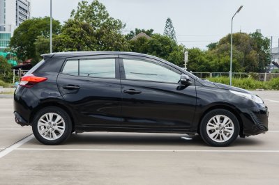 TOYOTA YARIS 1.2 E AT ปี 2017 (6กย2250)