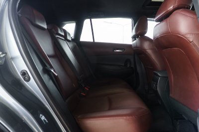 TOYOTA COROLLA CROSS 1.8 HYBRID PREMIUM SAFETY ปี2021 (9กฮ9166)