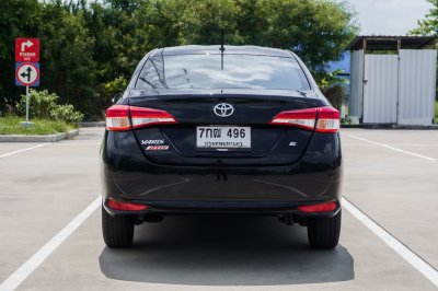TOYOTA YARIS ATIV 1.2 E AT ปี 2018 (7กฒ496)