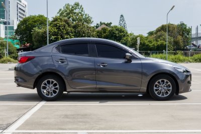 MAZDA 2 1.3 S AT ปี 2023 (5ขฒ887)