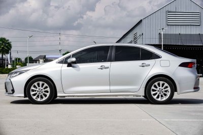 TOYOTA ALTIS 1.6 G (NEW) AT ปี2019 (9กง7717)