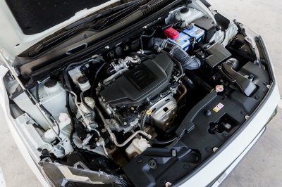 TOYOTA YARIS ATIV 1.2 PREMIUM LUXURY ปี2023 จด2024 (5ขช5113)