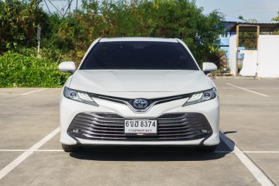 TOYOTA CAMRY 2.5 HYBRID PREMIUM ปี2020 (6ขฮ8374)