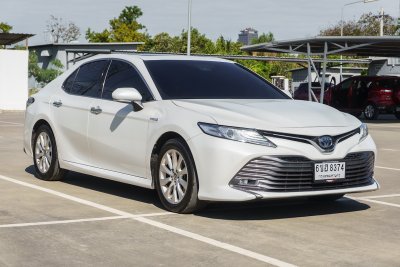 TOYOTA CAMRY 2.5 HYBRID PREMIUM ปี2020 (6ขฮ8374)