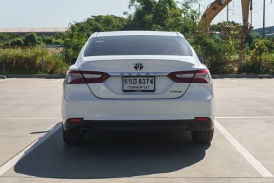 TOYOTA CAMRY 2.5 HYBRID PREMIUM ปี2020 (6ขฮ8374)