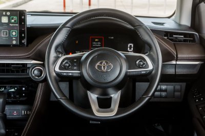 TOYOTA YARIS ATIV 1.2 SMART ปี2024 (6ขฉ7345)