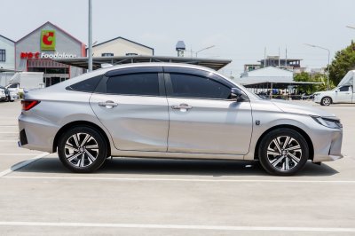 TOYOTA YARIS ATIV 1.2 SMART AT ปี 2022 (3ขฬ140)