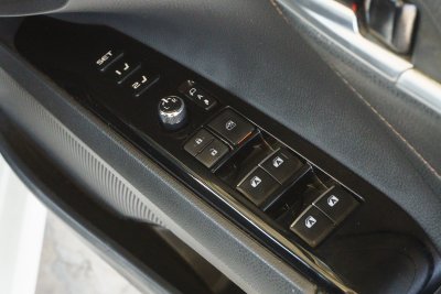 TOYOTA CAMRY 2.5 HYBRID PREMIUM ปี2020 (6ขฮ8374)