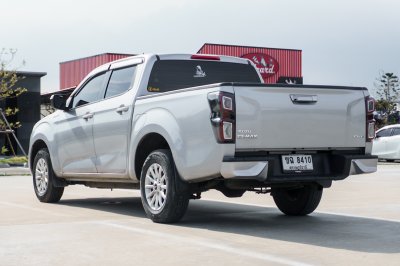 ISUZU D-MAX CAB 4 1.9 L DA AT 2022 จด 2023 (ขฉ8410)