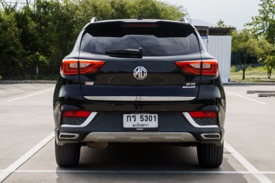 MG ZS 1.5 X SUNROOF AT ปี2018 (กร5301)