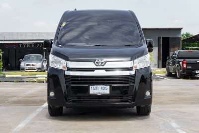 TOYOTA COMMUTER 2.8 DIESEL MT 2019 จด 2020 (1นก425)