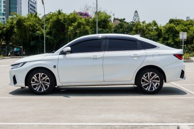 TOYOTA YARIS ATIV 1.2 PREMIUM AT ปี2022 (3ขย1778)