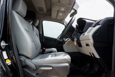 TOYOTA COMMUTER 2.8 DIESEL MT 2019 จด 2020 (1นก425)