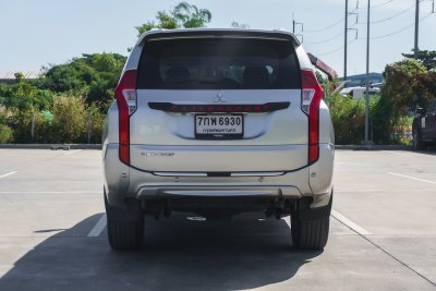 MITSUBISHI PAJERO 2.4 GT ปี2018 (7กพ6930)