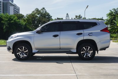 MITSUBISHI PAJERO 2.4 GT ปี2018 (7กพ6930)