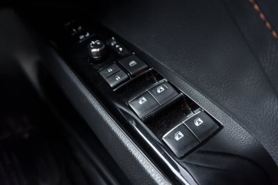 TOYOTA CAMRY 2.0 G AT 2018 (5กณ8135)