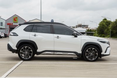 TOYOTA COROLLA CROSS 1.8 HYBRID GR SPORT ปี2022 (3ขฎ7972)