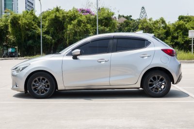 MAZDA 2 1.3 SPORTS HIGH CONNECT ปี2019 (8กศ5568)