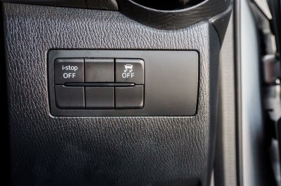 MAZDA 2 1.3 SPORTS HIGH CONNECT ปี2019 (8กศ5568)