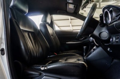 TOYOTA YARIS 1.2 G AT ปี2014 (กฉ8631)