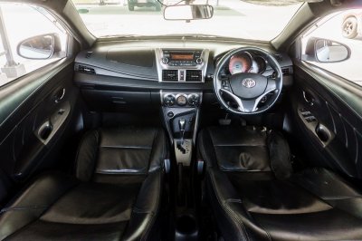 TOYOTA YARIS 1.2 G AT ปี2014 (กฉ8631)