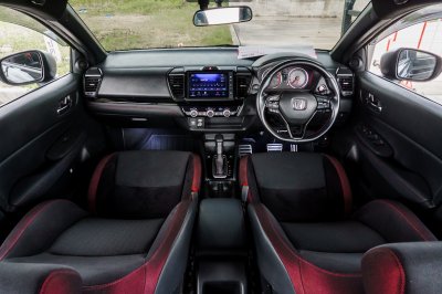 HONDA CITY 1.0 RS (5ประตู) ปี2023 (4ขต4634)