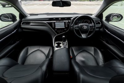 TOYOTA CAMRY 2.5 HYBRID ปี2021 (ขน3309)