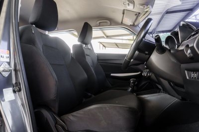 SUZUKI SWIFT 1.2 GLX AT ปี2018 จด2019 (8กล3152)